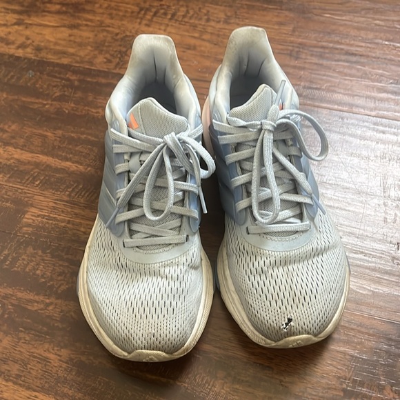 adidas running shoes - Picture 3 of 7